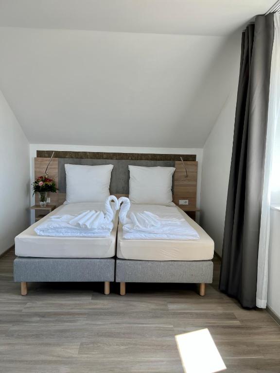 Postel nebo postele na pokoji v ubytování Hotel Ocean