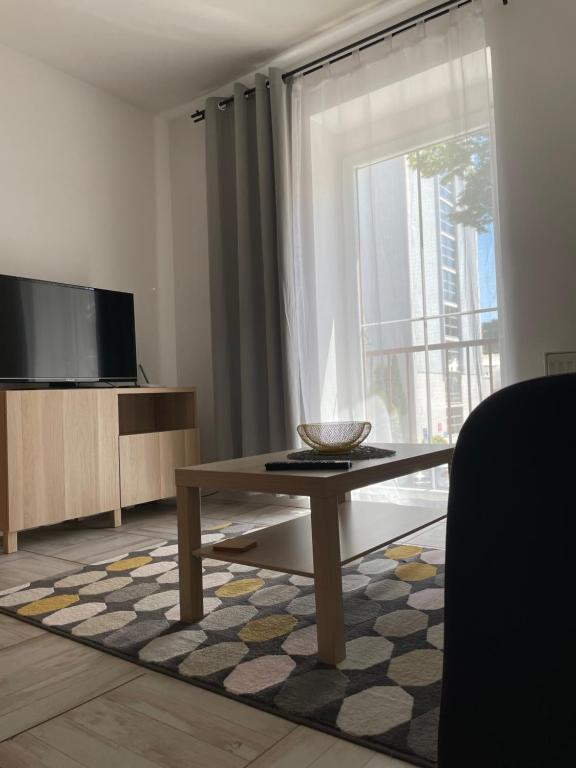TV a/nebo společenská místnost v ubytování Apartment Adam & Eva