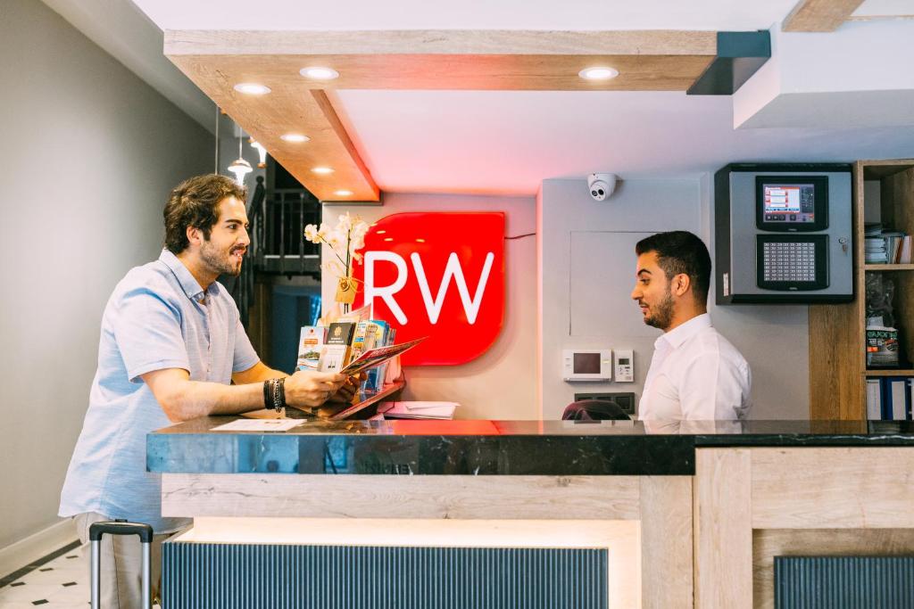 RW BOUTIQUE HOTEL - 1