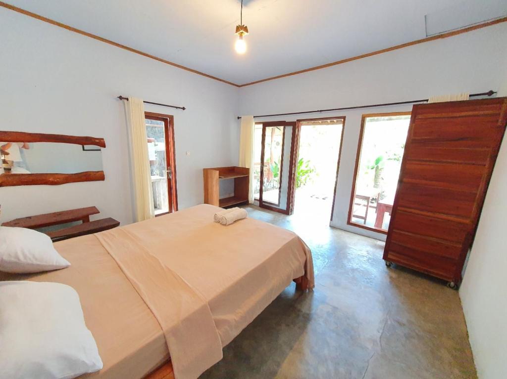 Mengalung Bungalow - Double Room