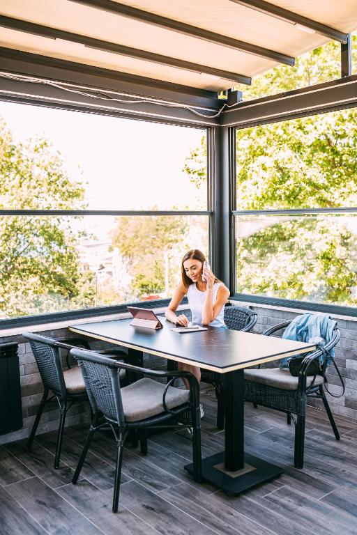 RW BOUTIQUE HOTEL - 5