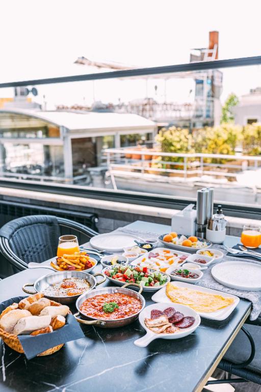 RW BOUTIQUE HOTEL - 11