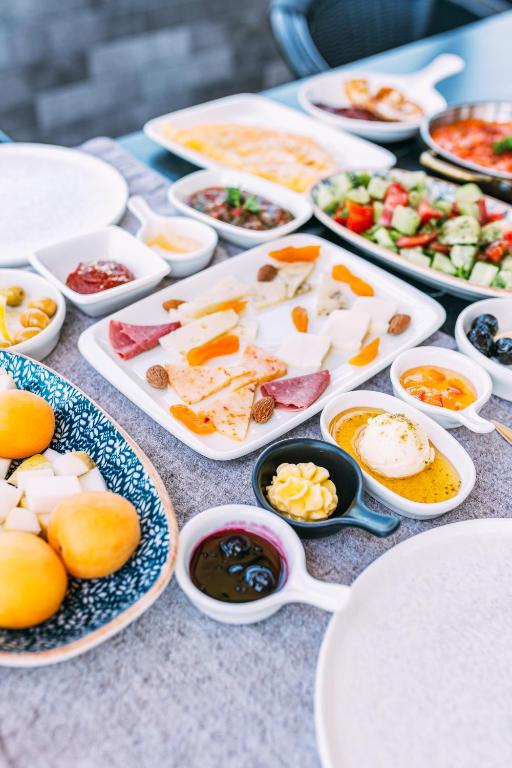 RW BOUTIQUE HOTEL - 18