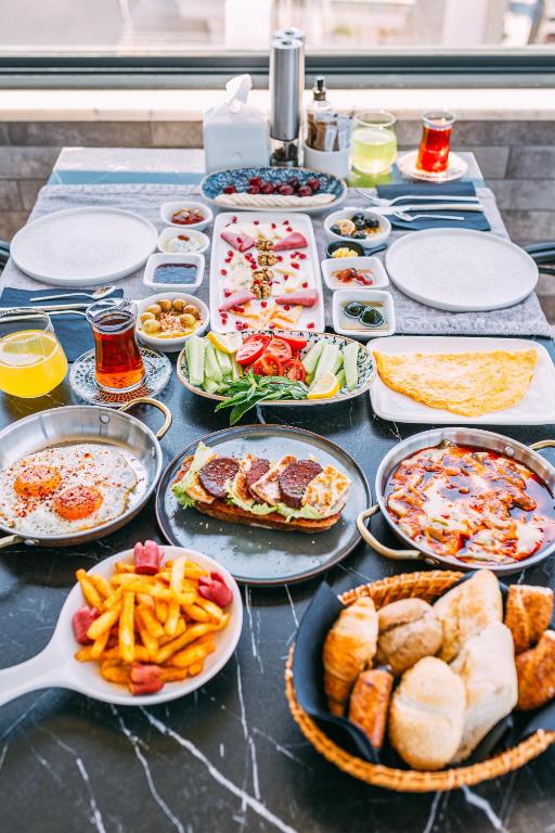 RW BOUTIQUE HOTEL - 2