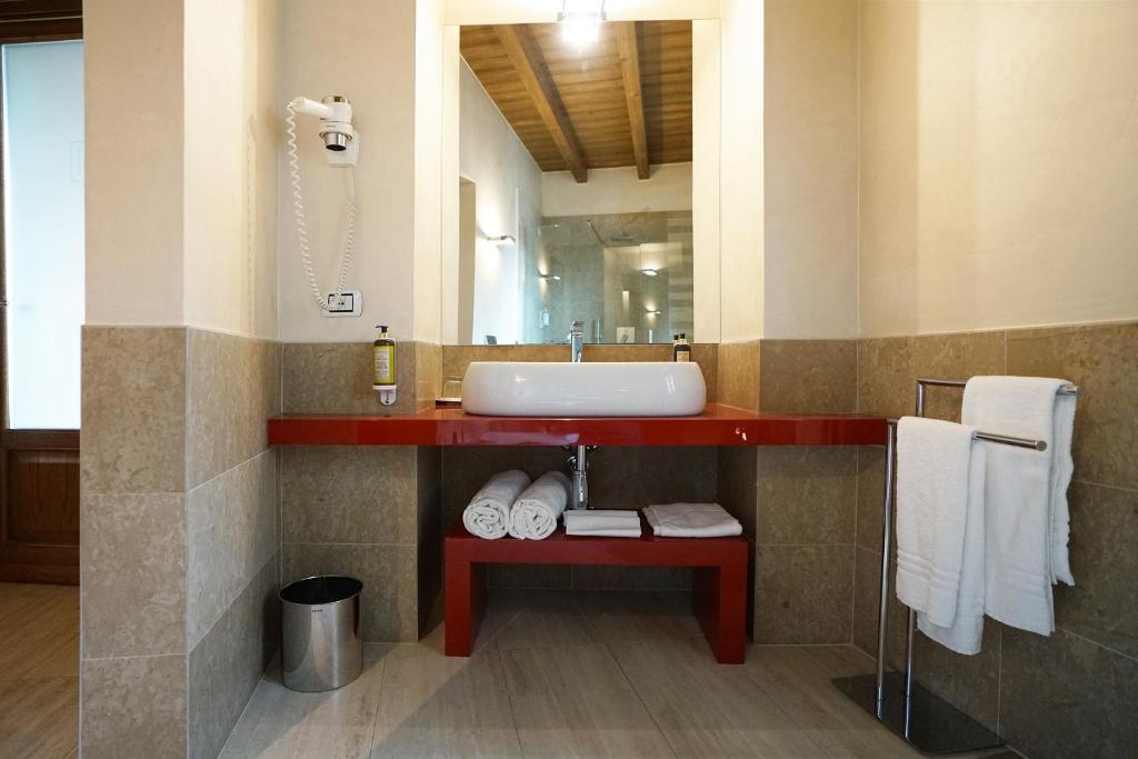 Koupelna v ubytování Il Portico - 1711 Luxury Guest House