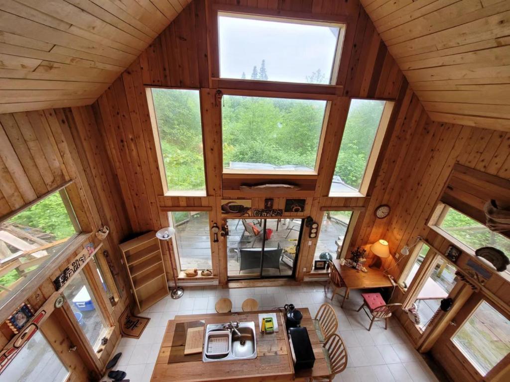 Rustic cedar Cabin, 파월 리버 – 2023 신규 특가 Rustic cedar Cabin, 파월 리버, 캐나다