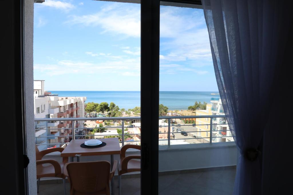 LUX4 Seaview & 43' TV Netflix - Imazhi 2