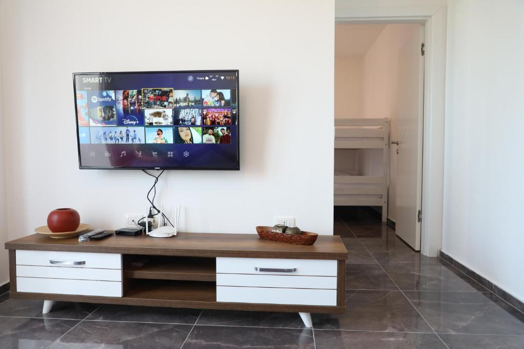 LUX4 Seaview & 43' TV Netflix - Imazhi 5