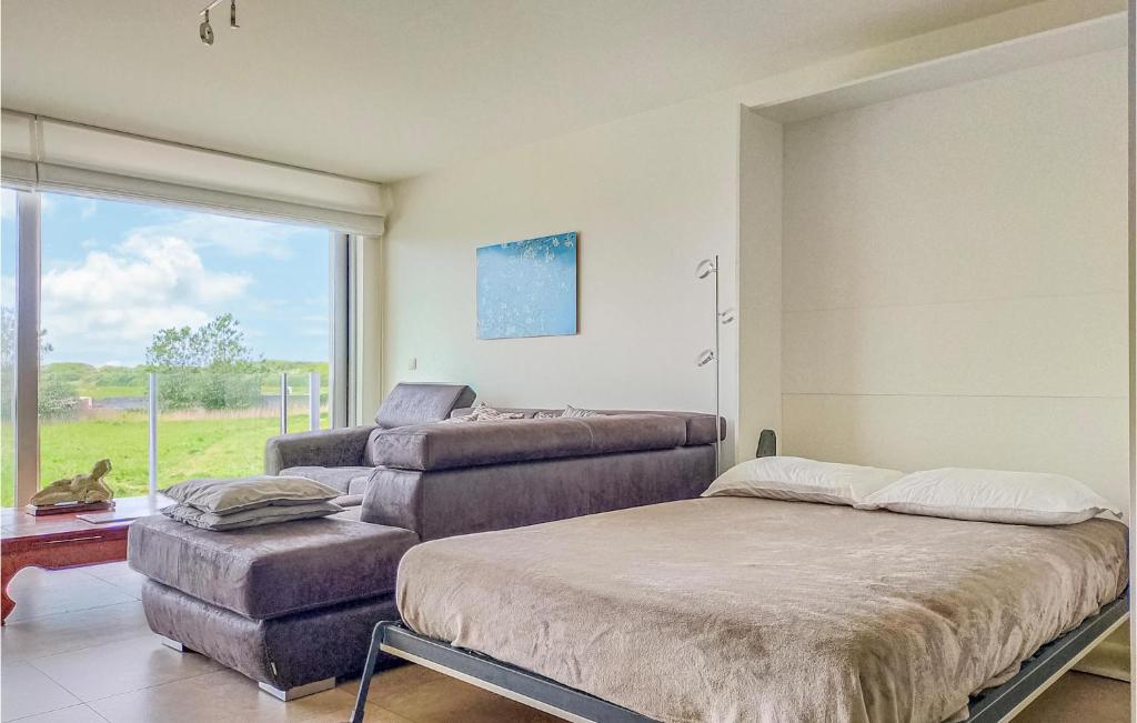 Posteľ alebo postele v izbe v ubytovaní 2 Bedroom Cozy Apartment In Oostende