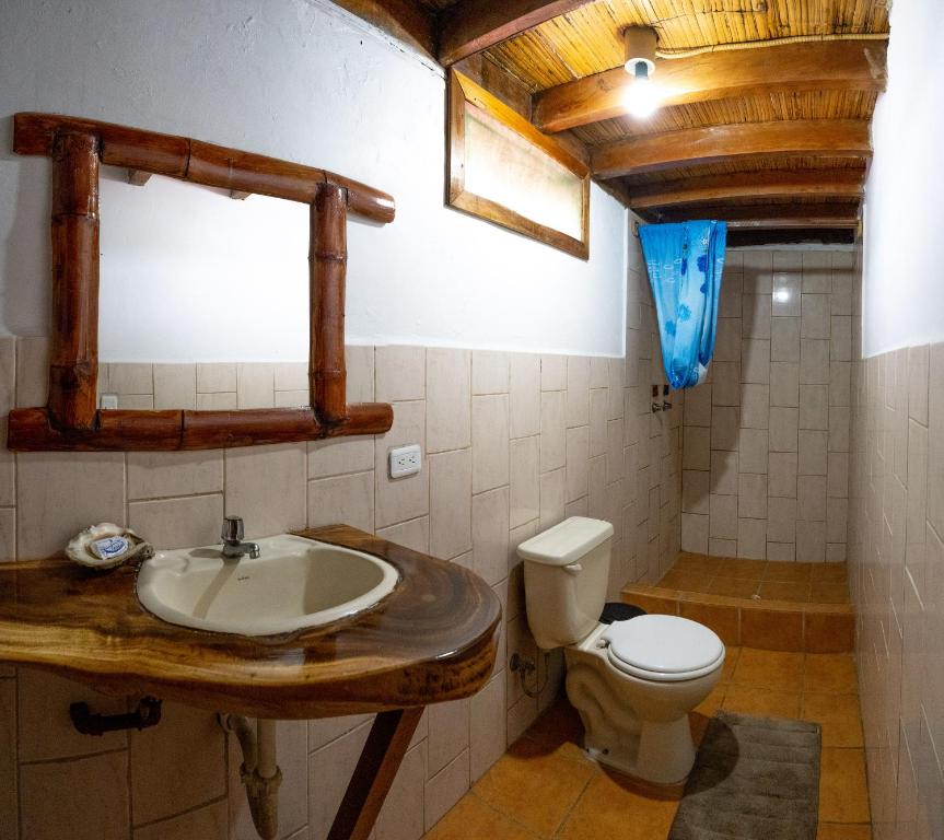 Koupelna v ubytování Hostal Rutamar