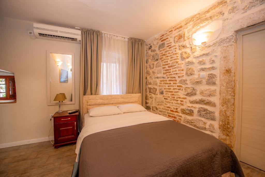 Antika Guesthouse - 17