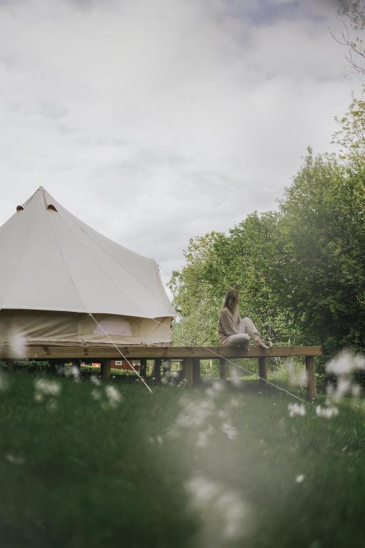 Falkeröd - Lyxig glamping i naturreservat ink frukost - Tente