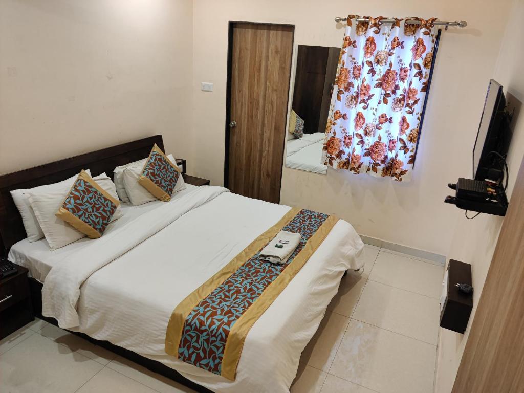 Hotel Blue Leaf, Rajkot (updated prices 2024)