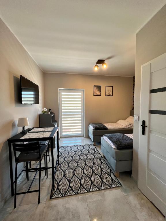 -Noclegi Marki-Pokoje z łazienkami-Parking-EV-okolica Warszawy- - Twin Room Met Eigen Badkamer