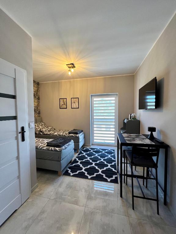 -Noclegi Marki-Pokoje z łazienkami-Parking-EV-okolica Warszawy- - Twin Room Met Eigen Badkamer