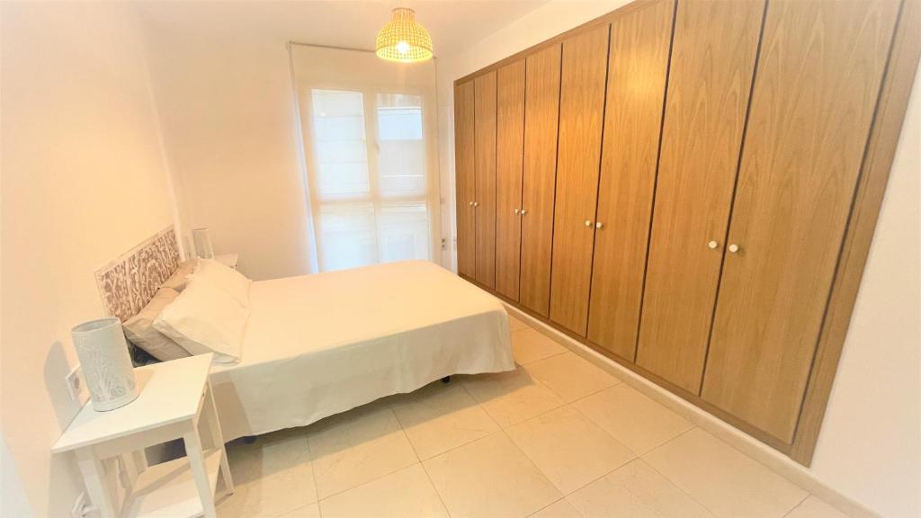 BEACH VALENCIA 13 - Luxury Beachfront Apartament, Valencia ...