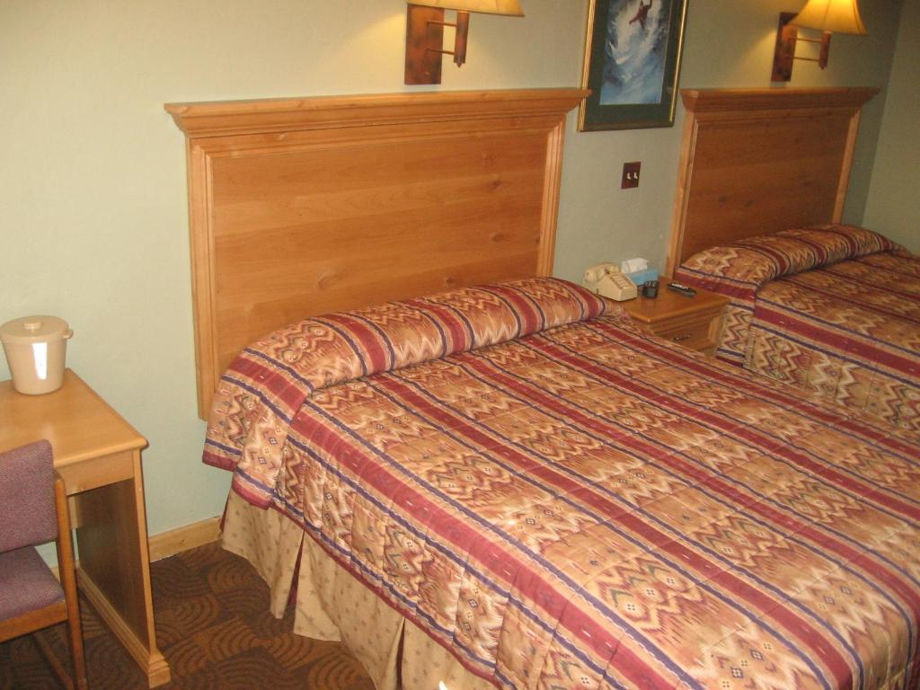 New Summit Inn photo