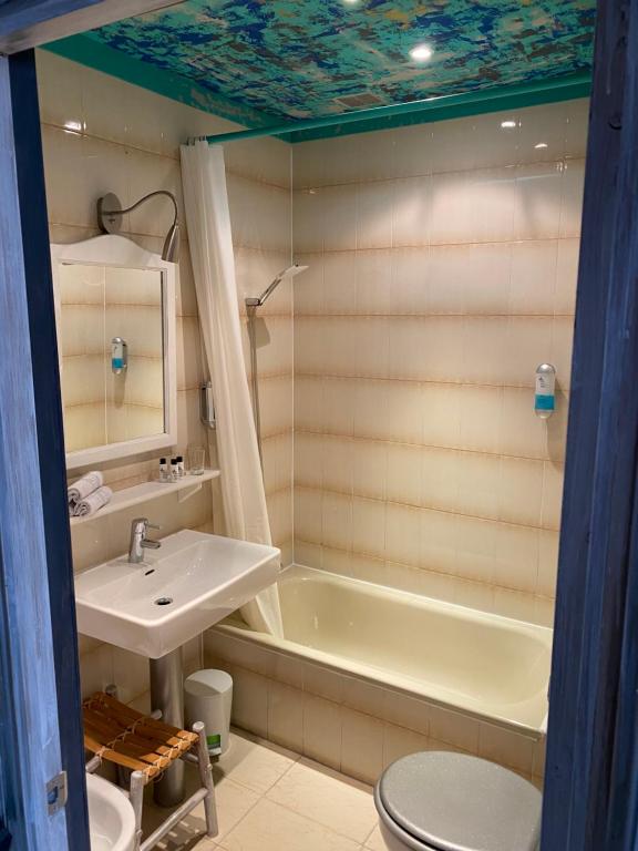 Kúpeľňa v ubytovaní El Chili Boutique Hotel