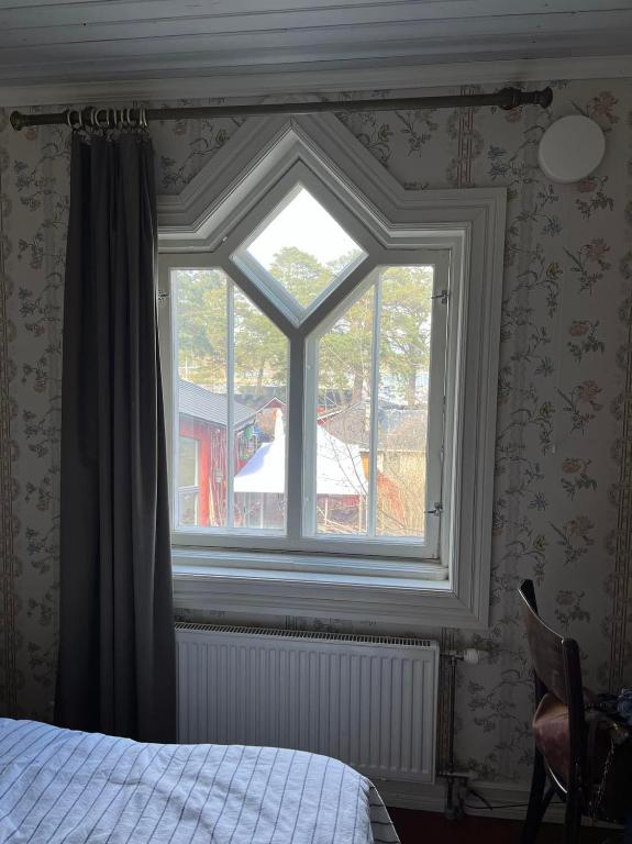 Hotel & Cafe Lanterna - Tweepersoonskamer Met Gedeelde Badkamer