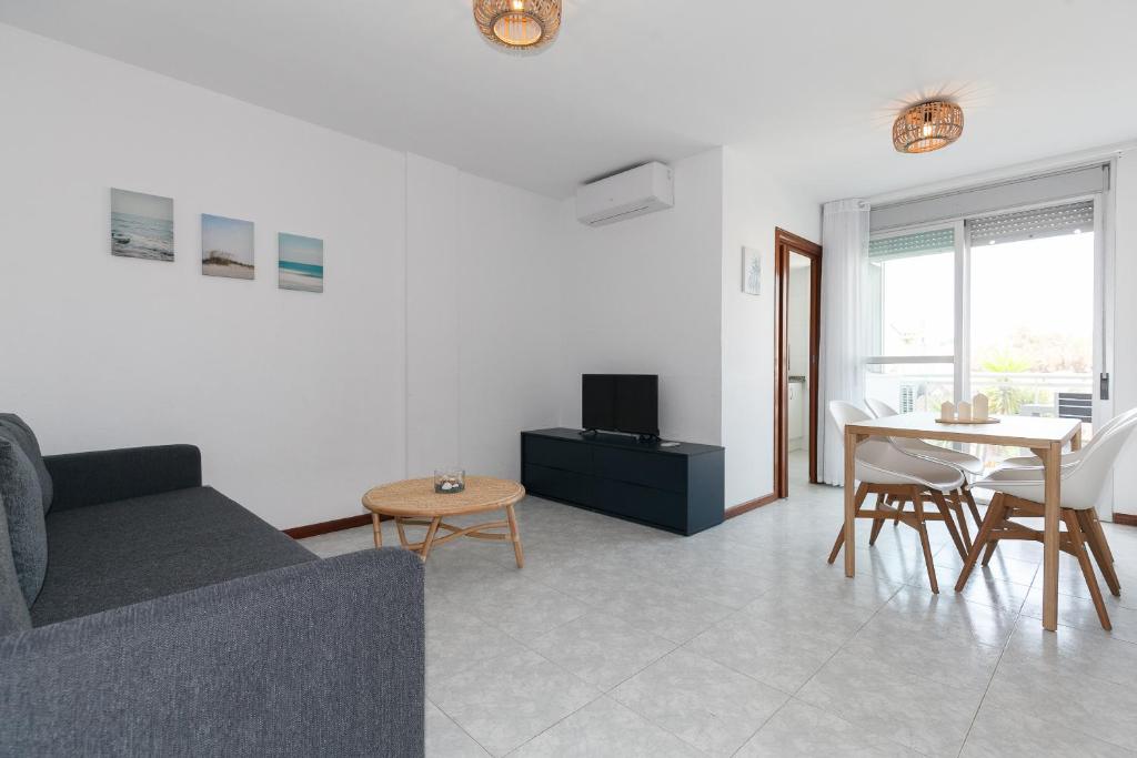 UHC Riviera Family Apartments, Miami Platja – Precios ...