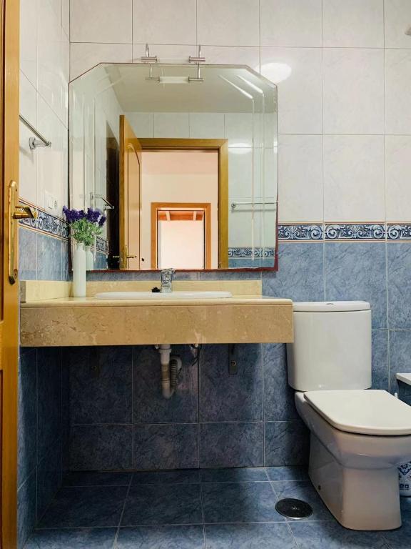 Koupelna v ubytování Lin House