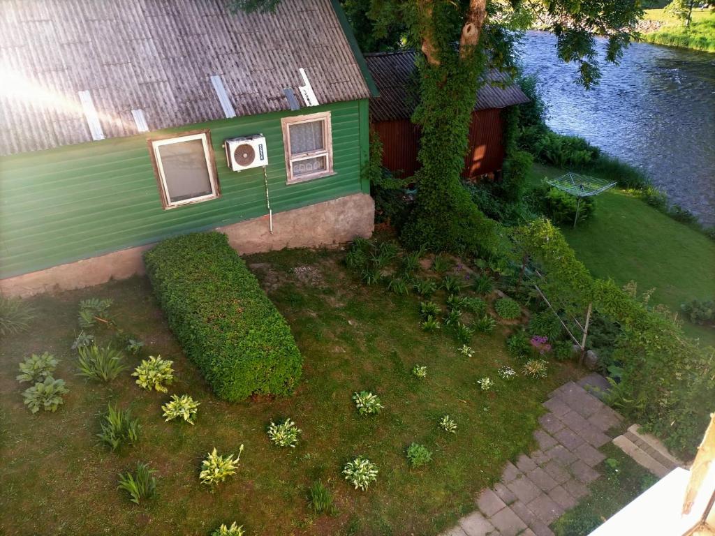 Zahrada ubytování Lossi 8 -4 Põltsamaa Maida