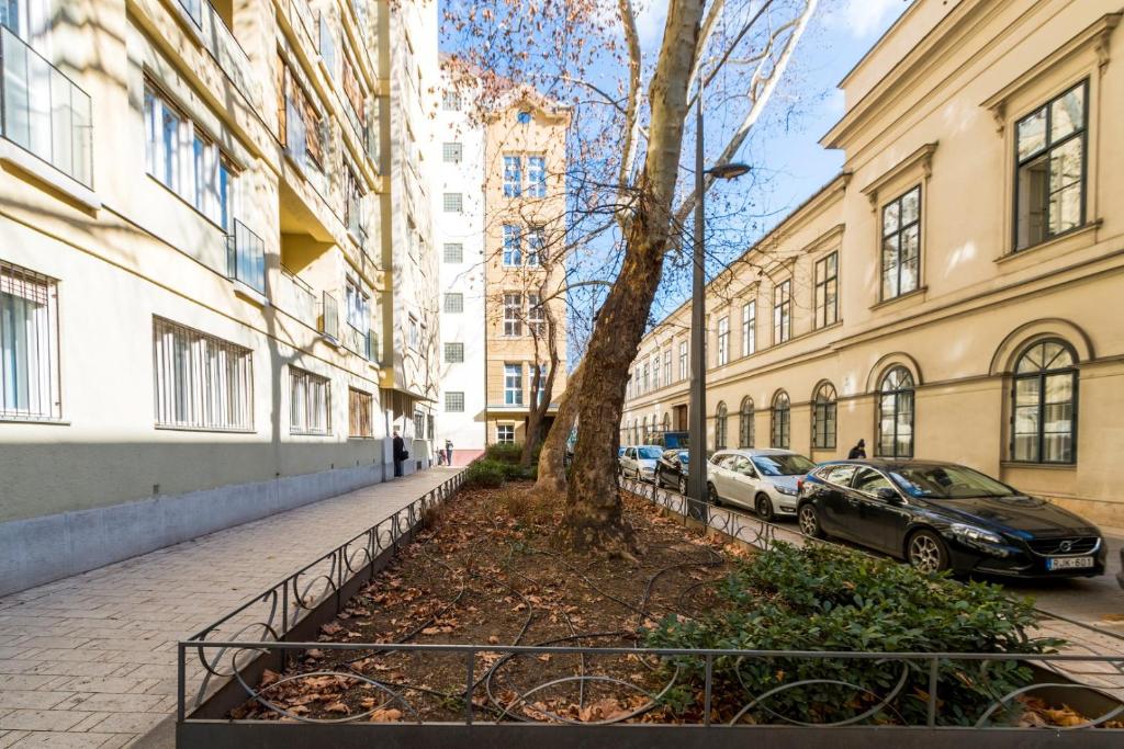 Kép Károlyi street - central location quiet place 2ppl szállásáról Budapesten a galériában