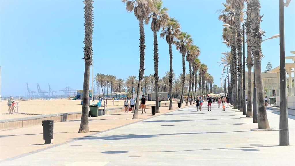 BEACH VALENCIA 21 - Luxury Apartament on Beach, Valencia ...