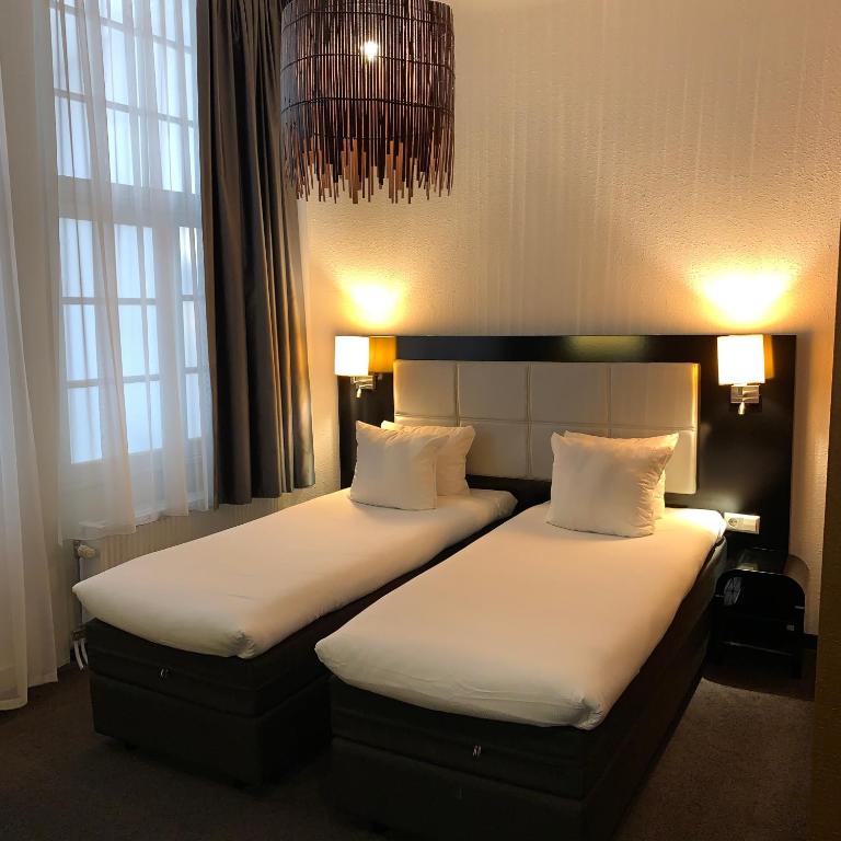 
Twin Room Limited View
