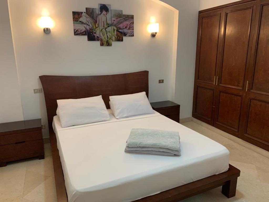 Postel nebo postele na pokoji v ubytování One-Bedroom apartment ground floor for Rent in El Gouna