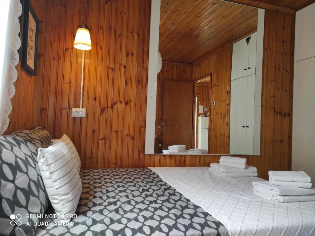 Postel nebo postele na pokoji v ubytování DemiNik Summer House