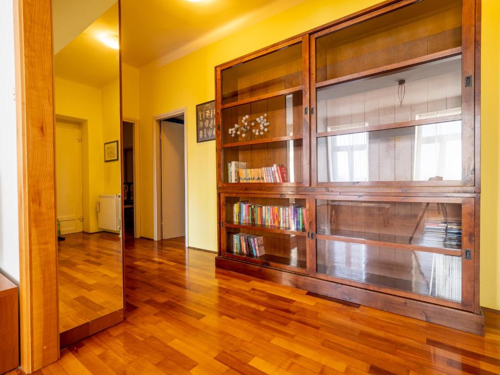 Kuchyňa alebo kuchynka v ubytovaní Classy and sunny apartment in Rijeka
