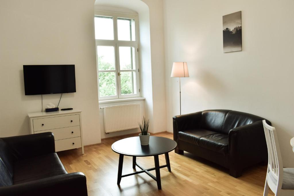 HorvathHouse Apartment Central location and beachfront - Housity