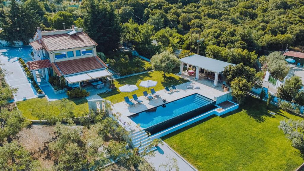 Fotografie z fotogalerie ubytování Villa Urania v destinaci Nea Iraklitsa