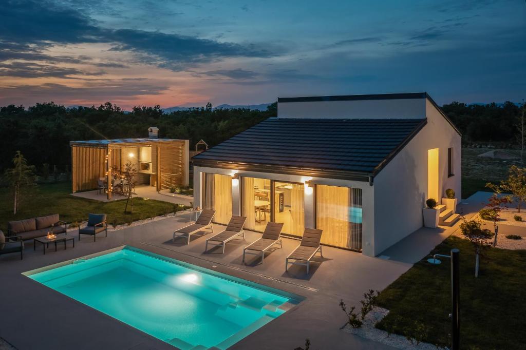 Πισίνα στο ή κοντά στο Bandelli villas