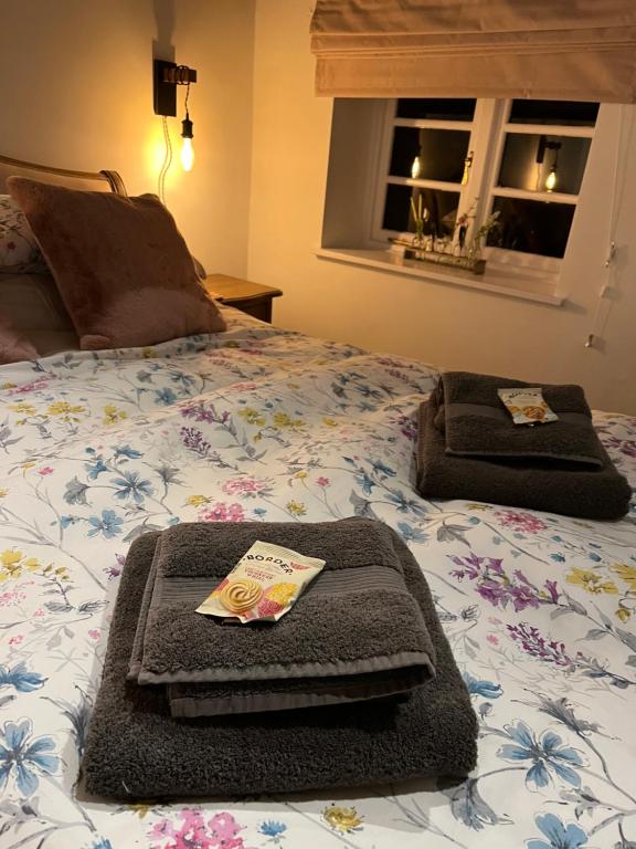 Period 4 storey town house in the heart of Bewdley - Sleeps 6 - Free private parking for 1 car - Housity