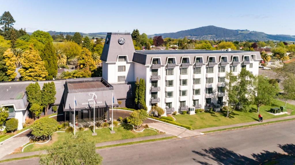 Nespecifikovaný výhled na hory nebo výhled na hory při pohledu z hotelu