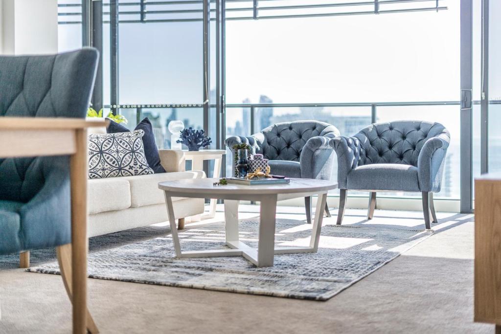 Posezení v ubytování Oracle Resort Broadbeach - gclr