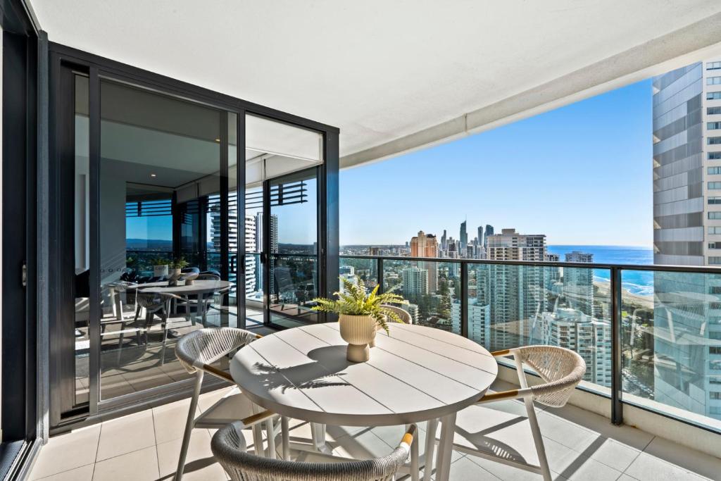 Gallery image of Oracle Resort Broadbeach - GCLR in Gold Coast