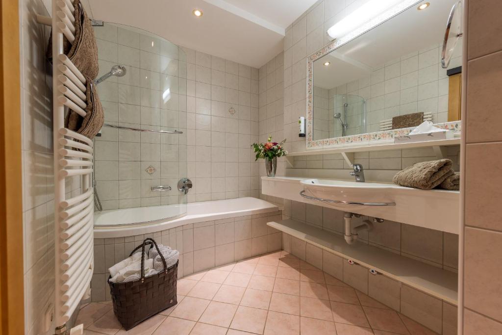 Hotel St. Georg - 16