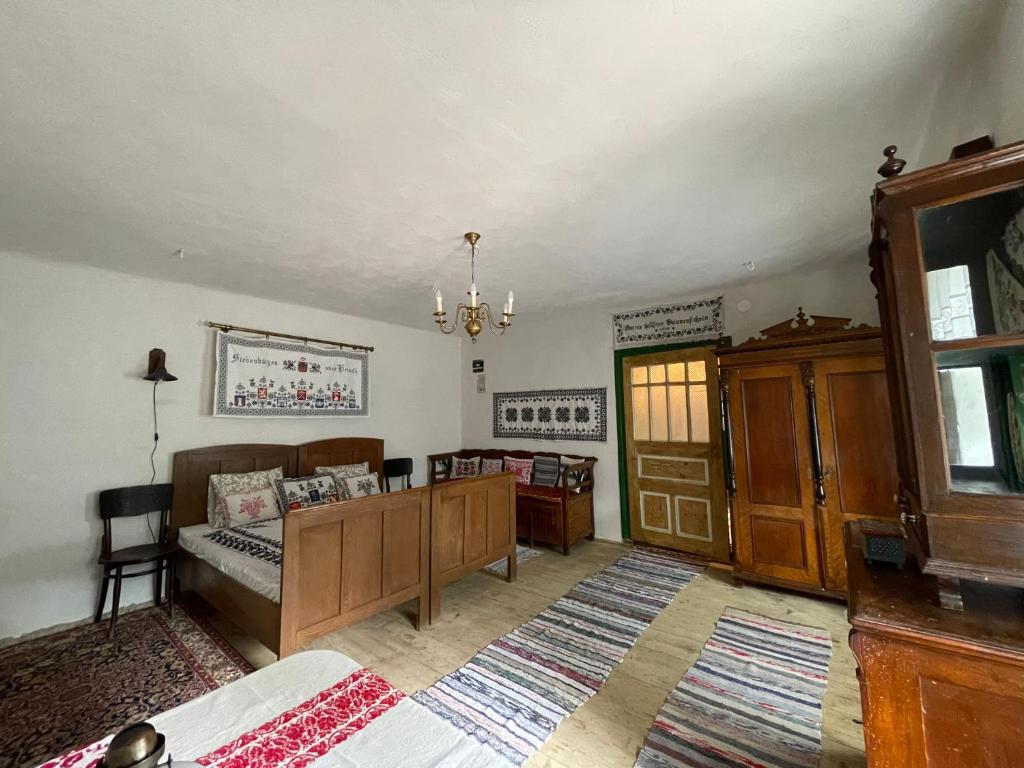 Posezení v ubytování Saschiz 175 GuestHouse