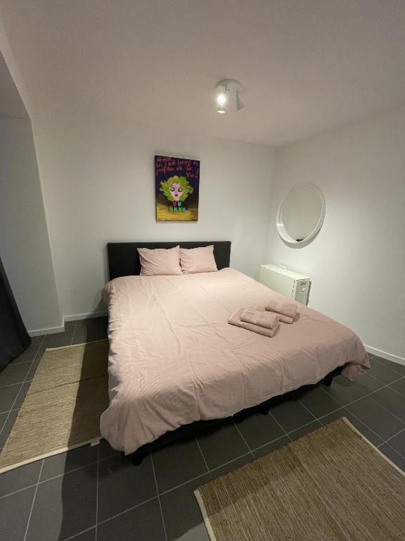 Studio Just For 2 - One-Bedroom Apartment
