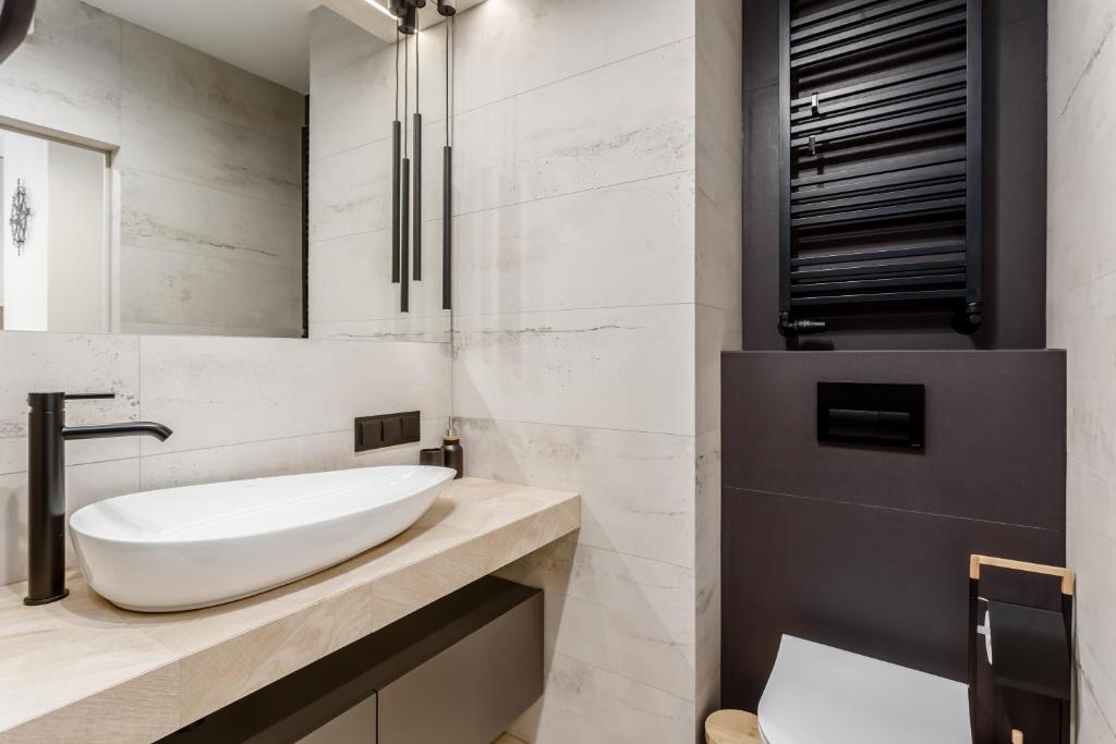 Kúpeľňa v ubytovaní Rent like home - Dwie Motławy II