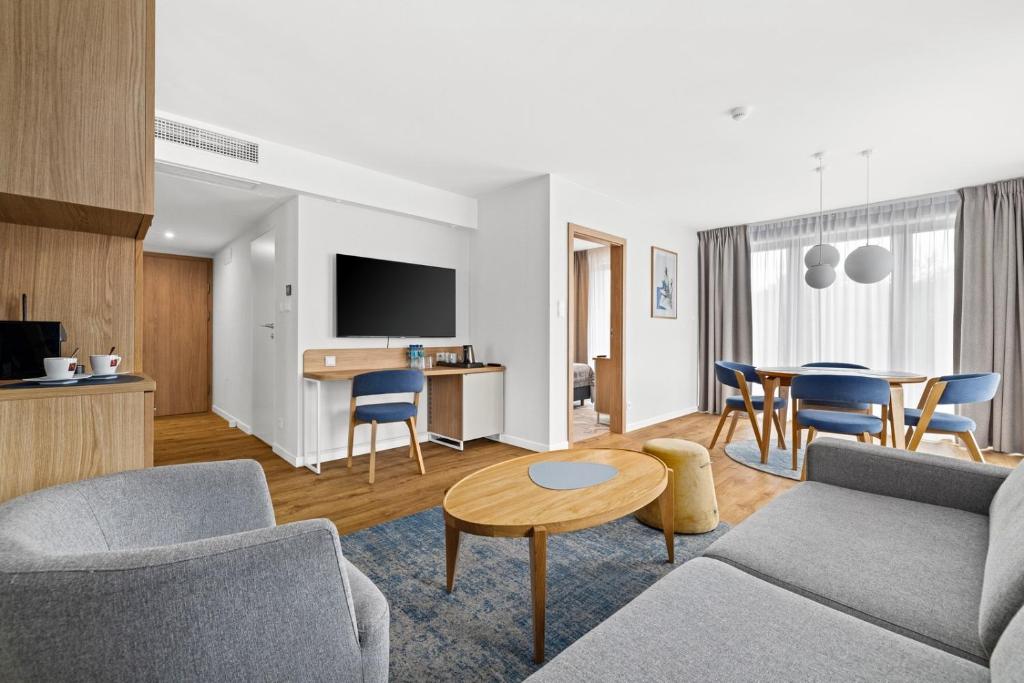 Maloves Resort & Spa - 2