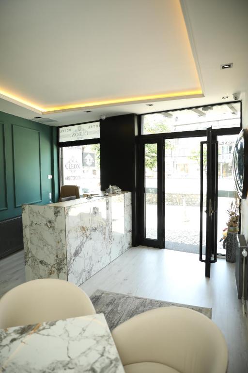 Posezení v ubytování Hotel Cleon