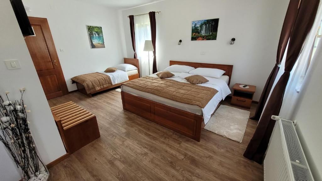 B&B Plitvice Lakes Villa Mija - Triple Chambre De Luxe