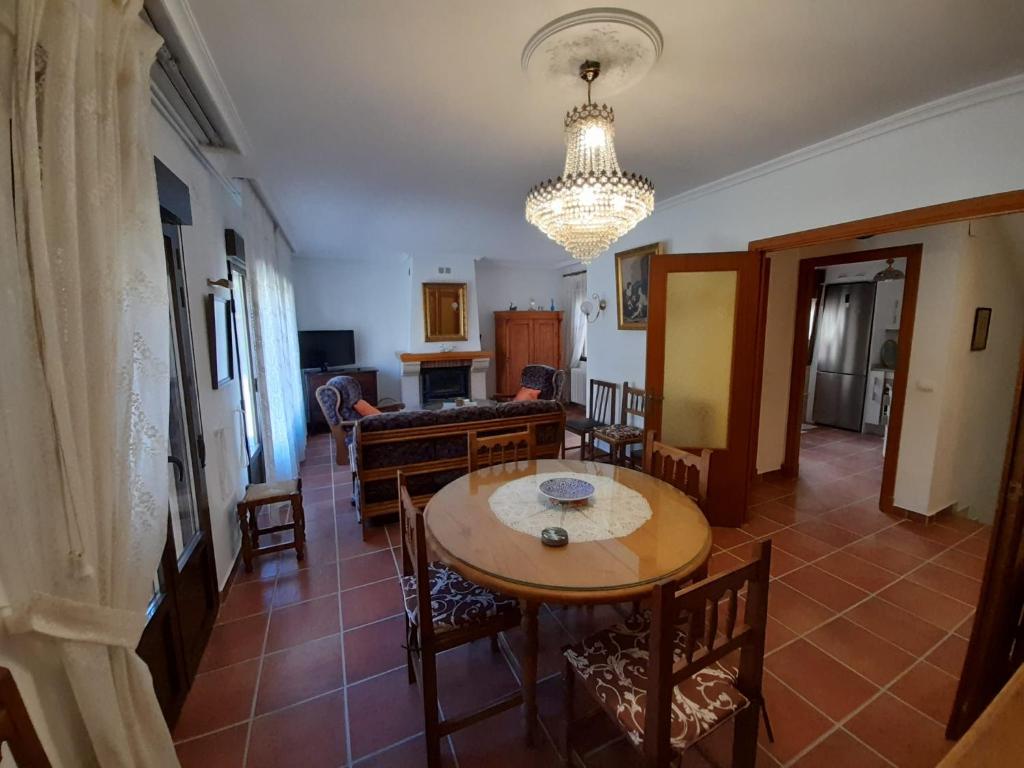 Posezení v ubytování La casa del puerto