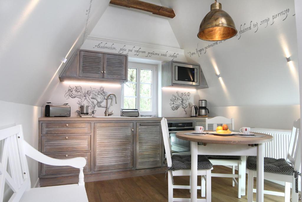 Patio Apartments - Old Town - 2