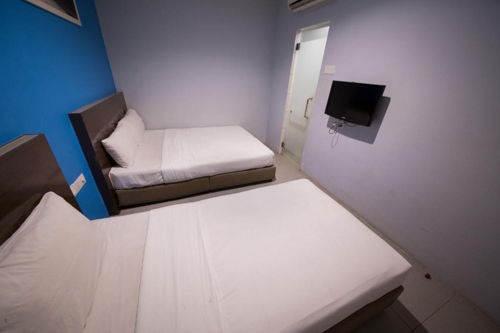 Golden Pearl Hotel Near Universiti Tun Hussein Onn Malaysia UTHM - Superior Suite