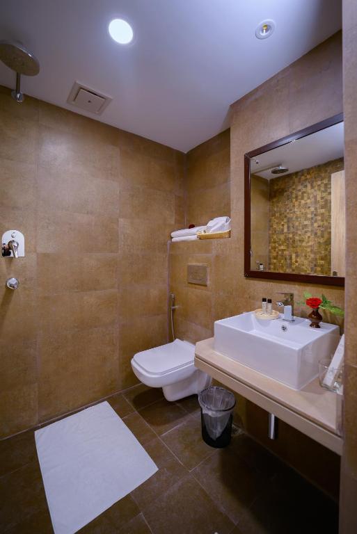 Aabas Pokhara by Barahi Hospitality 욕실